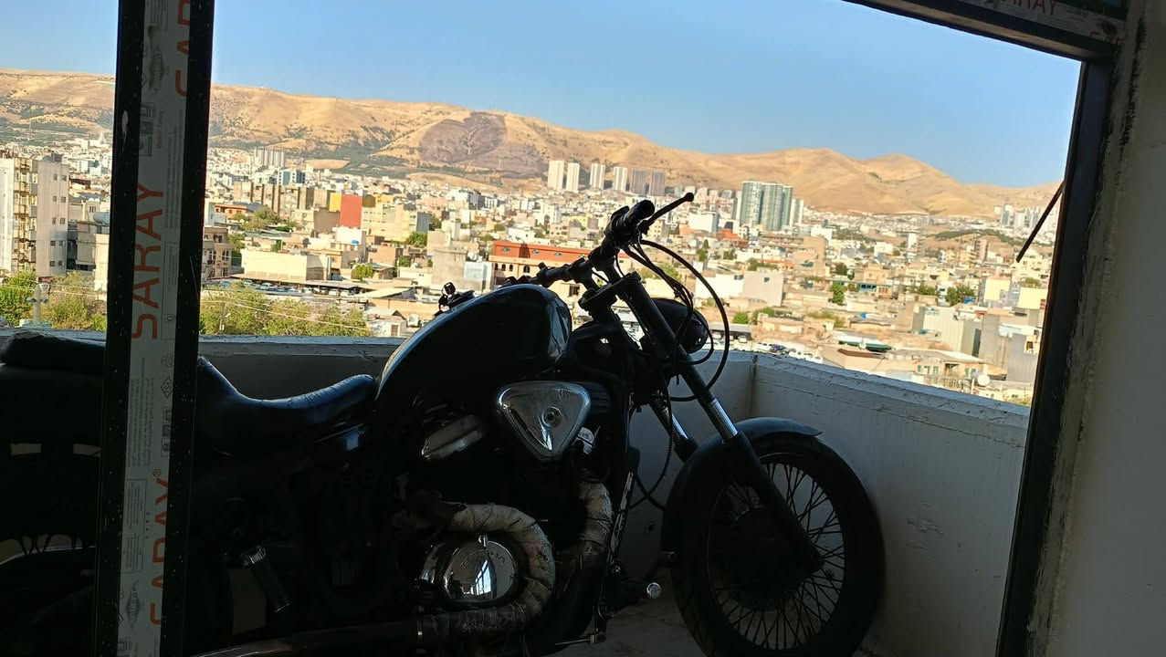 🏍️ Honda Shadow 400
ماتۆڕێکی شاز و بەقوەت، ٤٠٠cc، مەکینە کەپس،،،
📍 شوێن: سلێمانی
💰 نرخ: 950 هەزار  و  معامەلە

📞 ***********   واتس ئاپ و ڤایبەر
