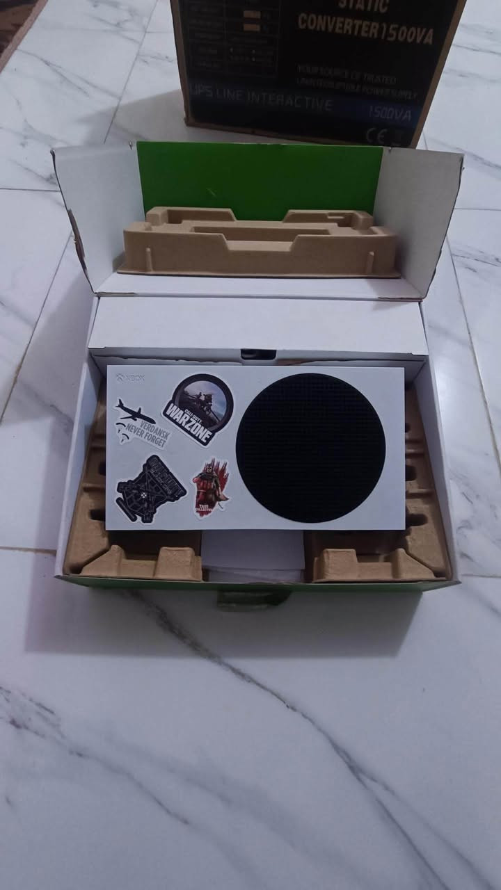 سلام عليكم
للبيع Xbox Series S، 
الجهاز مستخدم شهر ونص 
اصدار 2023 
جهاز نضيف كلش نضافتة 100/100
ما مفتوح الجهاز 
ويا UPS حجم 1500 أوف لاين 
اذا تريدهن سوة او مفرد عادي 
بلا نسبة لليوبي اس اكدر ادزة توصيل بس البلي 
تجيني تاخذة من البيت
ماكاني بغداد الزعفرانية 
*********** واتس
