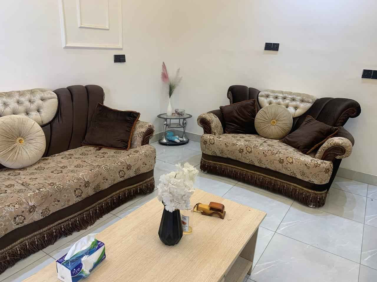 ١٠ مقاعد • نضيف • بعقوبة