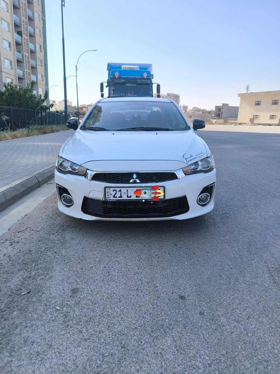 لانسر 2017 محرك 2.4 فورويل يعني AWD سيارة بيها 2 قطعة صبغ بيدون دواخل ايرباكات علي وضع شركة سنوية جديد رقم سليمانية ماشية 93 میل محرك كير اكسل بشرط.
بادل شفت
شغال
ديفيوزر
جناح عالي ايفو
دبل صالنصا
تايرات جديد 
دهن محرك كير فلترات جديد 
سعر /98 ورقة 
مكان سيارة/السليمانية
***********

