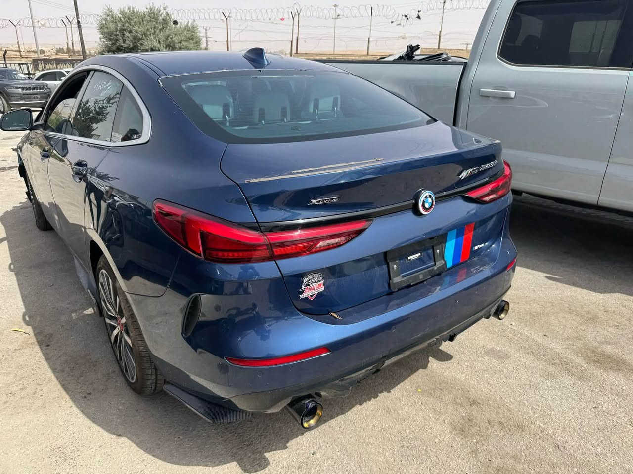 السلام عليكم BMW 228 x 2023 
السيارة محرك 2.0 تون تيربو 
فول فول مواصفات رقم بغداد باسمي 
لون جويتي داخل ابيض

وارد امريكي حادثة سطحي بدون دواخل بدون لغد بدون شاصي بنيد فقط مصبوغ بدون ايرباك

مكان السيارة بغداد حي القاهرة بيع فقط بدون مراوس 

السيارة جديدة جدا جدا جدا بدون اي نقص 

رادار امامي 
رادار خلفي 
رادار جانبي 
قيادة ذاتية 
حساس امامي 
حساس خلفي 
بصمة تشغيل وابواب وترحيب عند الاقتراب 
كامرة خلفية 
تحدبد مسار 
كشنات كهرباء 
تدفئة كشنات 
داخل متغير انارة بلادية 
سايد بريك بصمة 
كشنات خزن 
مري شفط 
نفطة عمياء 

رايدة ب٢١٠ عنواني بغداد حي القاهرة
***********
