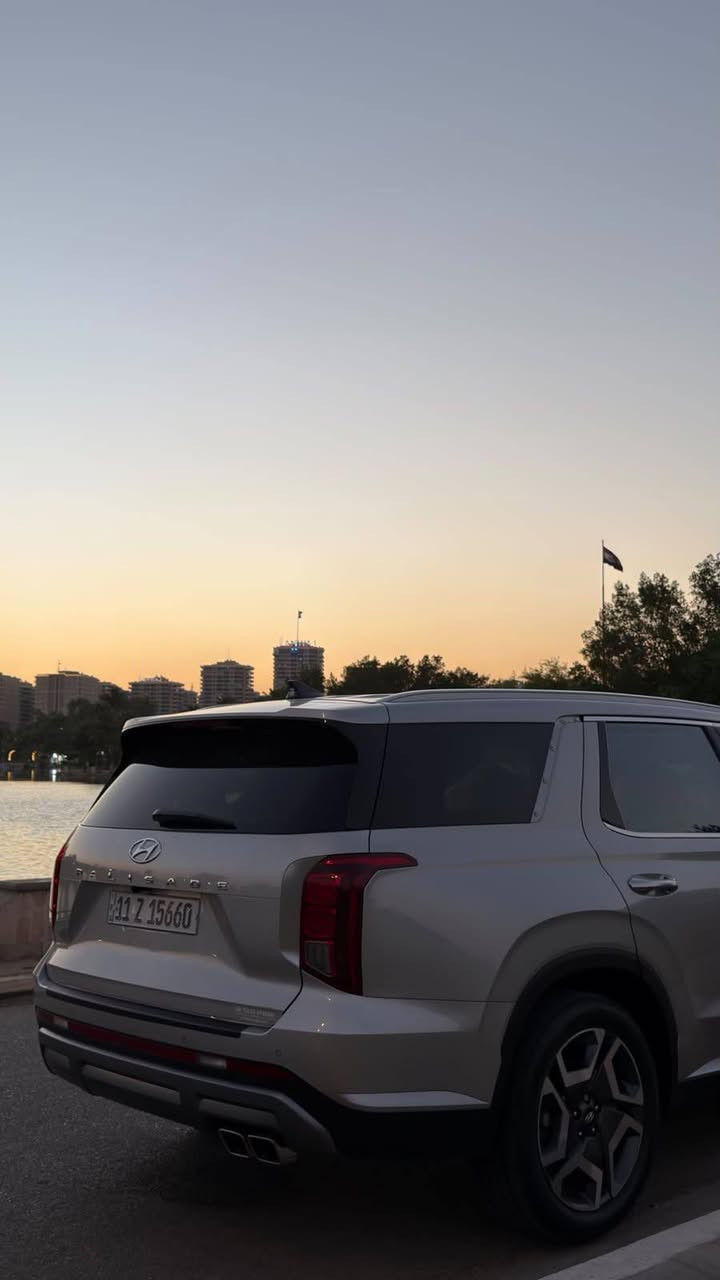 هونداي باليسايد لمتدد
موديل٢٠٢٤فول
محرك 6 سلندر 3800 🚀

المواصفات
بصمه (ابواب وتشغيل وصندوق )
 فتحه
سلايد روف  
شاشه جبيره 
كشنات  كهربائيه   
 رادار امامي توقف ذاتي 
رادار تحديد مسار 
رادار خلفي ايضا توقف عند الخطر 
نقاط عمياء 
 قيادةذاتيه 
 حساس امامي
حساس خلفي 
 سبعه راكب 
ثلاث قطع تبريد منفصل
تحكمات فول 
انضمه قيادة خمس انضمه
 تشغيل عن بعد
 بردات خلفيه 
كل الكشنلت السياره تدفئه وتبريد
صندوك كهرباء ذكي
اوتو هولد
هند بريك بصمه 
منفصل سياحي
منافذ شحن بكل الكراسي
 ويل كب 20 
 ستيرن رجاج اثناء تنبيه
لدات امامي خلفي 
شحن واير لس 
 شفتات ستيرن
انارة ترحيب عند الاقتراب 
شاحن في كل المكاعد 

* بعد بيها هواية مواصفات ….
السعر *********** اتصال وبيك خير ودلل 

العنوان / بغداد 
ملاحظه ضرر فقط ربع البنيد بدون اي دواخل 
ماشيه ٢٤

