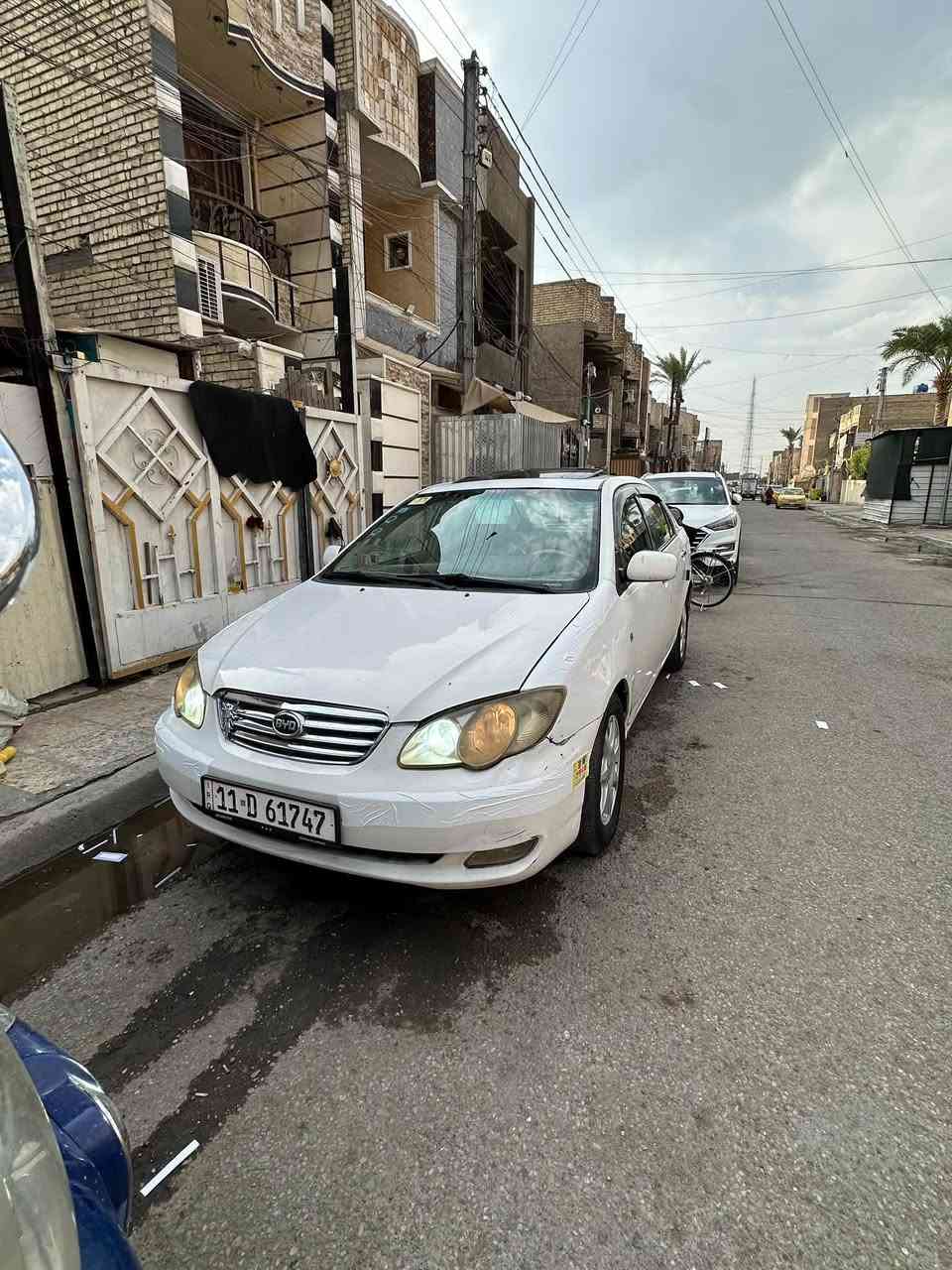 بي واي دي F3 • ٢٠١١ • مكينة ميتسوبيشي