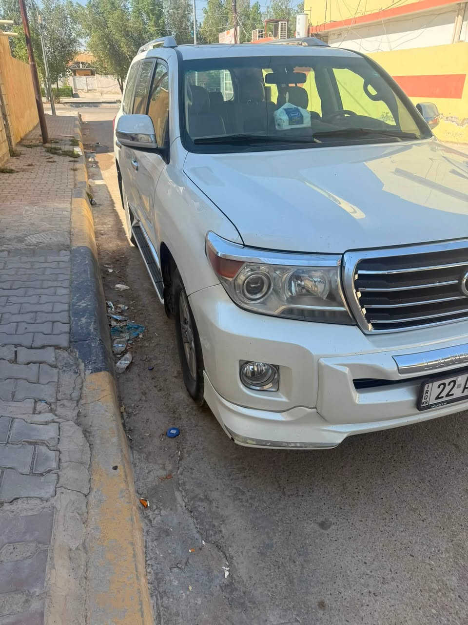 لاندكروز موديل ٢٠١٤رقم اربيل باسمي تحويل مباشر بيهه قبق جنطه مبدل بلادي وبارد بلجاملغ الامامي السعر ٣دفاتر بيهه مجال العنوان ديالى بعقوبه الاتصال ***********
