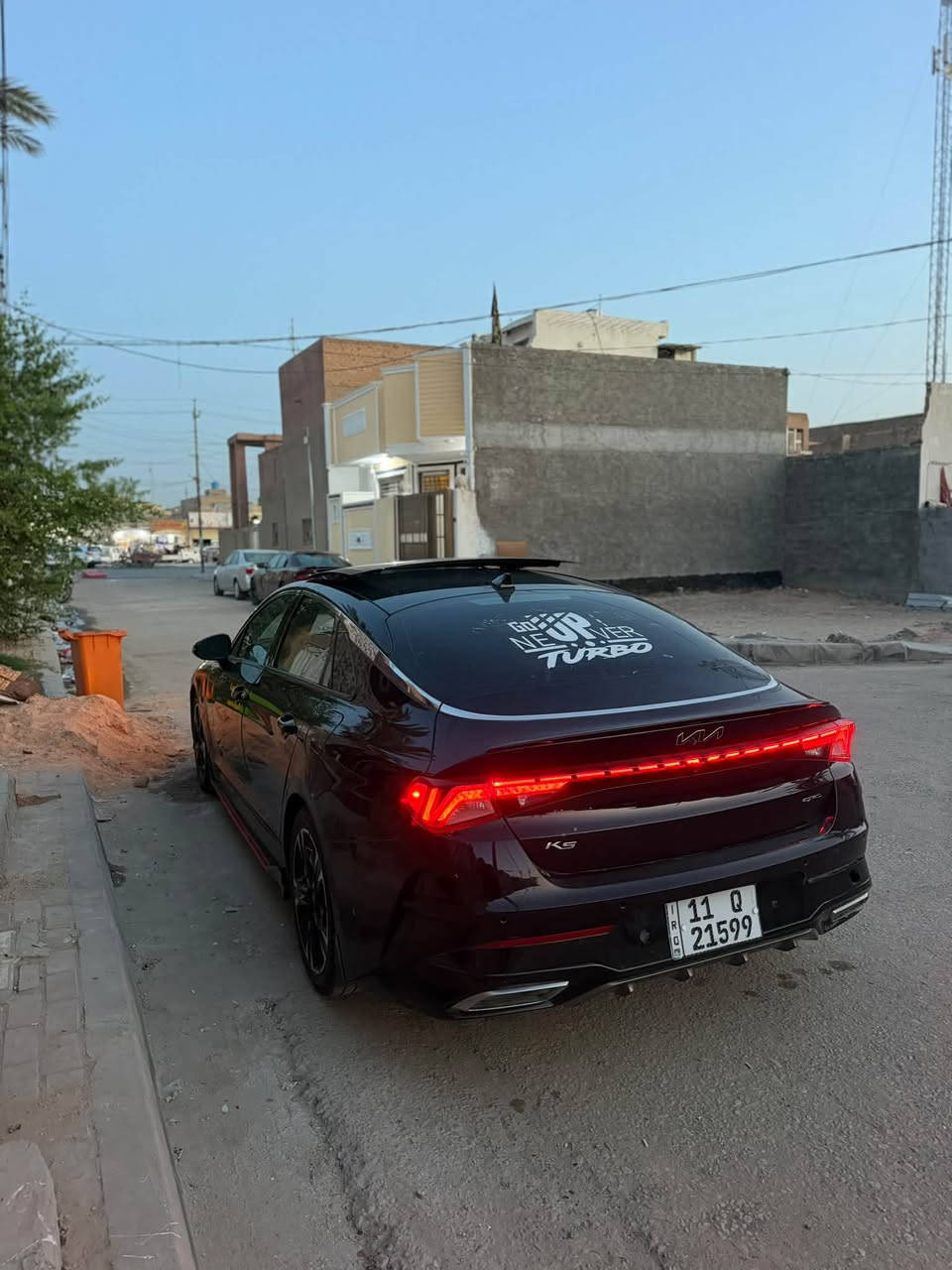 تم تنزيل السعر بسبب الوعود الكاذبه 

K5 جيتي لاين2022 
السياره فول مواصفات 
١-بنوراما 
٢-رادارات اماميه وخلفيه 
٣-نقط عمياء 
٤-تحكم ستيرن 
٥-مثبت سرعه 
٦-نضام سياقه ذاتيه 
٧ كامرات 360
٨-نضام الاوتو هولد 
٩-كشنات جلد احمر 
١٠-تشغيل عن بعد 
١١-نضام ترحيب ذكي 
١٢-فتح جنطه عند الاقتراب 
١٣-نضام التحذير الذكي
١٤-نضام زنون ٣عدسات ديناميكي 
١٥-شحن لاسلكي 
١٦مساعد البقاء في المسار 
١٧-اربع وضعيات قياده
١٨-تدفئه بل ستيرن

ملاحضه السياره رقم بغداد بيها قطعتين بجم كبس بدون ايرباك بدون دواخل السياره بيها باب السايق والي وراه وملاون شبر بل جاملغ من جوه لباب  بس الباقي كفاله 
***********
مكانها كربلاء 
السعر 145
