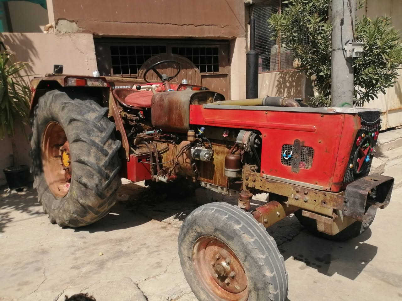 سڵاوتان لێ بێ✋
ئەم عنتر 80 #بۆ_فرۆشتن👇
 لاشە بۆر

بۆ پەیوەندۍ ڪردن👇
 ☎📞 ئاسیـــا 👈   (***********)

 ☎📞ڪـۆڕەڪ👈 (***********)

ناونیشان سلێمانی
منطقة السليمانية
