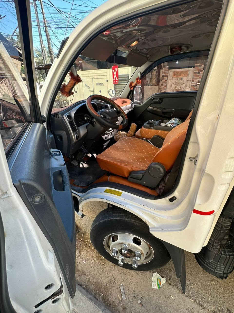 فحل براد موديل ٢٠١٦ رقم بغداد انكليزي رقم جديد
مكينه ٤٠٠٠ مفتوح 
برادهه تجميد أمامي خلفي ثلج 
ويل ١٤ محور تخم تاير حداديه 
بيهه نظام عل كهرباء  
سعر ١٥٣ بيهه مجال لشراي الاستفسار اخوكم عبودي ***********

