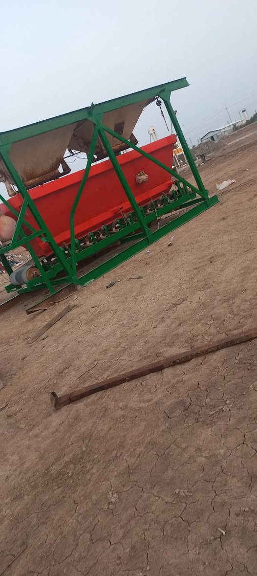 صباغ • سايلوات اسمنت • ابواب شبابيك