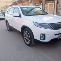 سورنتو ٢٠١٤ • ٦ سلندر • لوحة كويتية
