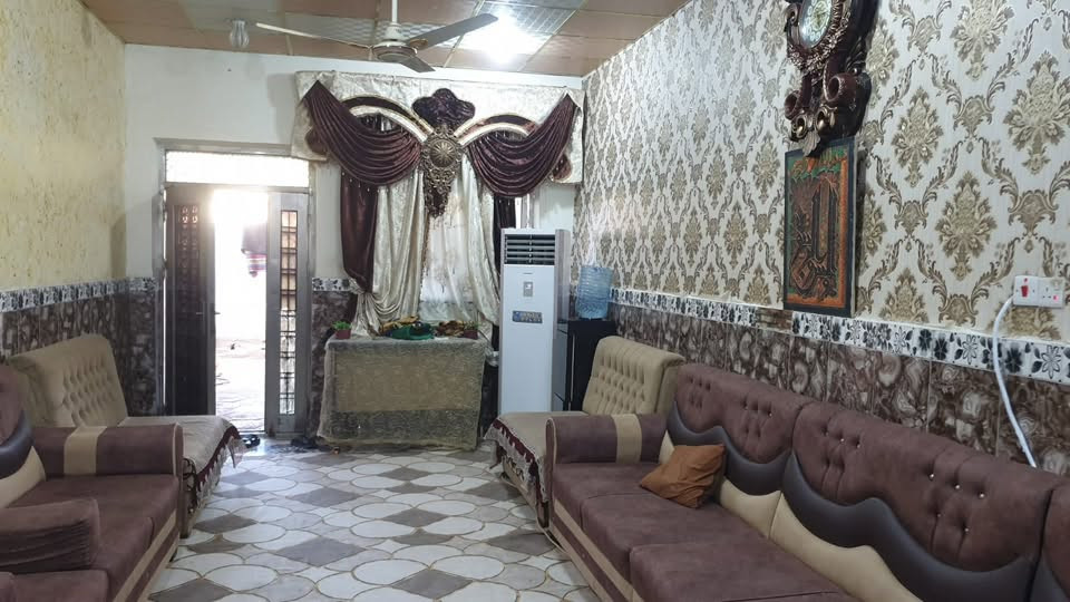 ٣٠٠م • ٣ غرف • جمعيات اسكان الموانى