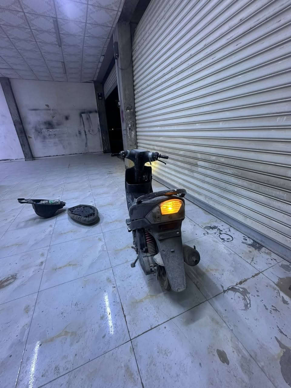 *********** هاذ رقم راعيها سعرها ٤٠٠ ماكس عدله بلاد متروكه بس شغاله سلف وهندر مفتوحه مره وحده مكان بصره فنجانيه
