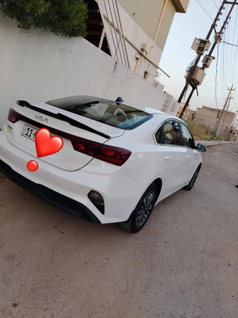 السلام عليكم 
سيراتو خليجي ٢٠٢٣ 
محرك ١٦٠٠ دوش 
فول مواصفات فتحه عدا البصمه
 مكفوله كفاله عامه 
ماشية 32 كم
كلشي بيه جديد على وضع الشركه 
رقم بغداد بسمي تحويل مباشر 
السعر168 وبيه مجال 
مكاني (ديالى-بعقوبه-تقاطع القدس )
 الرقم-***********
