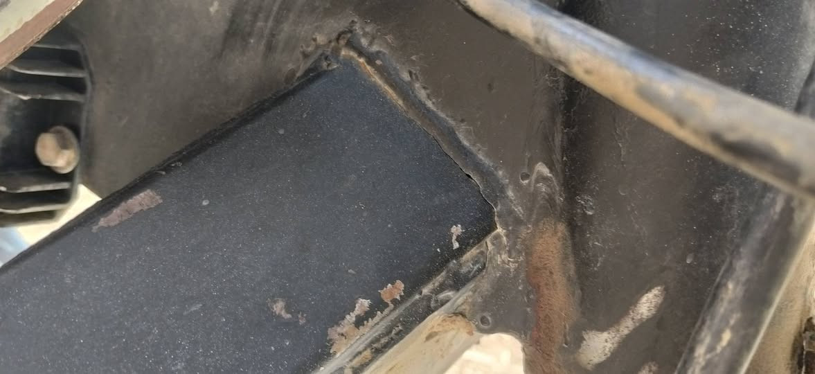 سلام عليكم ستوته موديل 13 ستوته نظيفه كلك كلك ستوته بس ركبته طاك قليل كلش وعلي خير من الله ستوته مالل جناي نكرف سلف محرك بل جيس / سعر 850 وبيه مجال قليل حك جيه رقم الهاتف ‏‪***********‬‏
