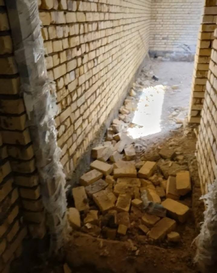 السلام عليكم هذا شغلي بالتنظيف انظفلك بيتك من البورك والجص والاسمنت والاساس وكلشي اشتغل *********** خابرني وتدلل 
#ارجوك_لاتواعد_وتغلق_تلفونك
