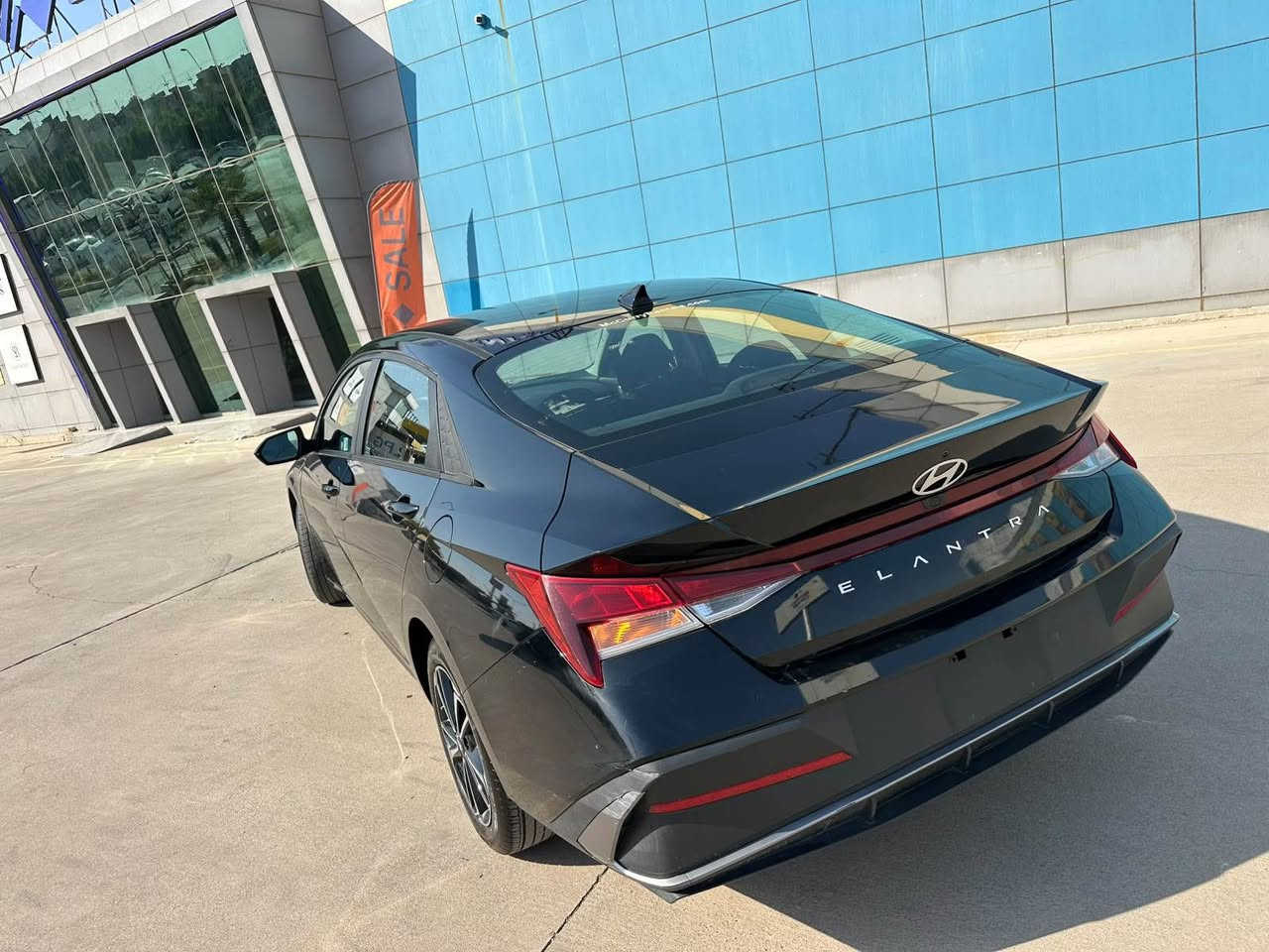 HYUNDAI ELANTRA SEL
هوندا النترا
موديل 2024 
الضرر- ( جملغ امامي فقط) 
بدون ايرباك (ماطاك)
السعر 136 ورقه بدون رقم
موصفات  
بصمه 
تشغيل عن بعد 
شاشة ايباد متصل 
ويل كروم 
لايت زينو
رادار امامي 
رادار خلفي 
رادار جانبي 
كاميرا 
تحكم ستيرن
بي بعد اهواي موصفات 
العنوان اربيل - معرض اربيل كارس
☎️*********** أربيل, العراق
