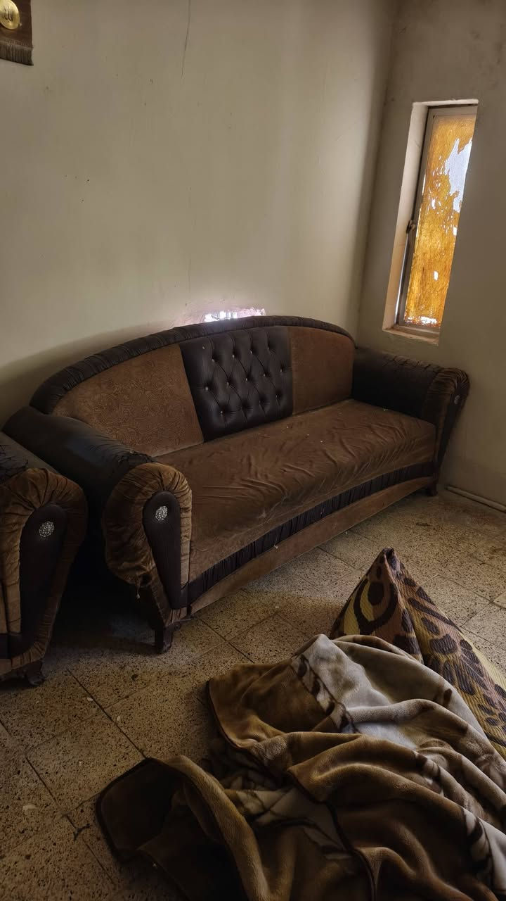 ١٠٠الف جانب أيمن *********** كورك بي بس واتساب *********** معا مخاديد معا هم وجوه مالي
