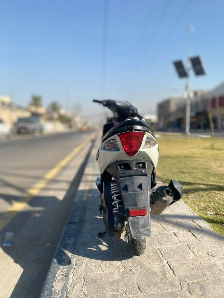 سلام عليكم دراجه ماكس مضلع موديل ٢٠٠٨ نوزل بيها نواعم صدر امامي rpm وردي دبل خلفي rrgs بيها ويلكب rpm صالنصه fm ام الورده دراجه بلاديه ممفتوحه جيب فيتر وفحص دراجه شوفت عينك فول 
مكاني بغداد شعب للإستفسار رقمي 
***********
