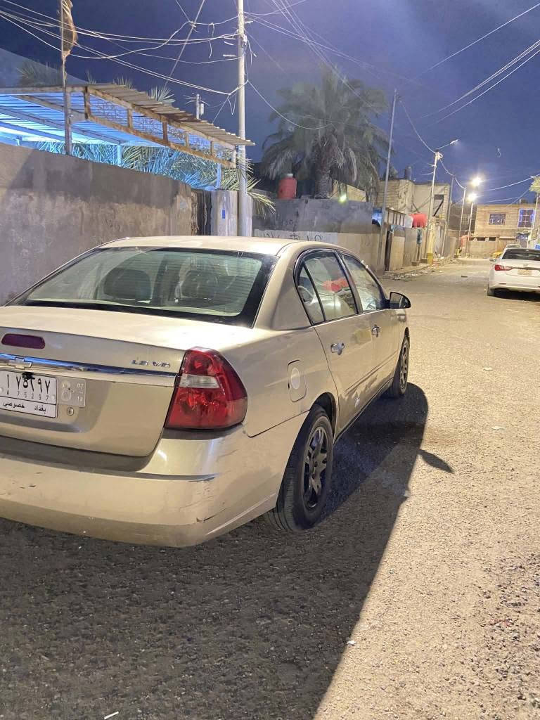 ماليبو مديل2005 
كير مكينه كفاله 
بيها ملاحضات وترتيب بسيط
نقص تبريد وحداديه 
البصره المعقل 
35 وبيها مجال 
او مراوس 
*********** البصرة, العراق
