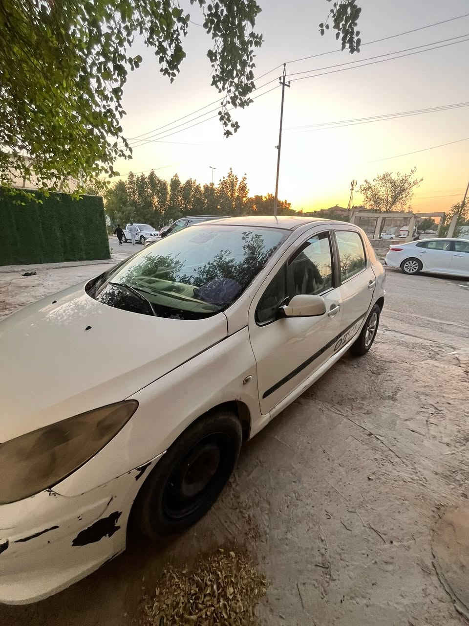 بيجو فرنسي 2006 / 307
محرك وكير كورلا كير جديد ومحرك نظيف رقمها مشروع وطني 
بيها معجون بالصندوك بس ما واصل للحوض وبيها شبر بالقماره تبريد منظومه جديده نقصها قايش وروله راح اسويهن رفمها بغداد تحويل ثاني يوم
السعر 38$ وبيها مجال للشراي…
للتواصل ***********
