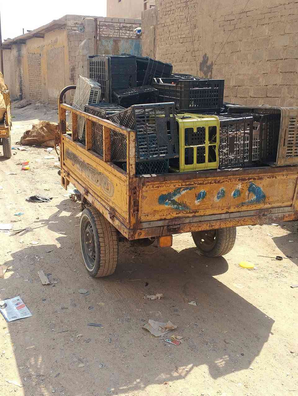 ***********السلام عليكم ستوته للبيع موديل 2019 السعر 1,300 وبيها مجال المكان بصره زبير الشراي يتواصل وياي على رقم الهاتف

نص مكتوب في الصور:
- إضافة صوت