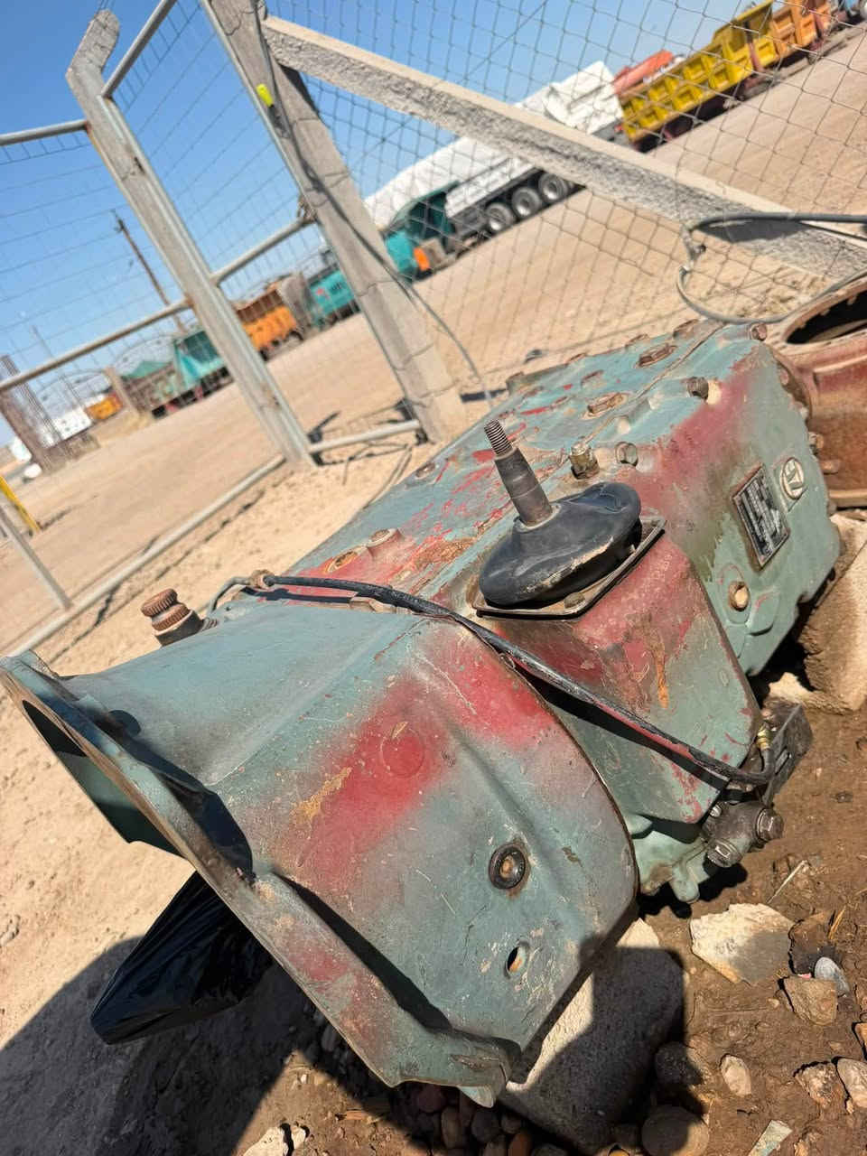 لهم صلي على محمد وعلى آل محمد 
للبيع كير 25 ابو الشخاطه موديل 1982
بلادي شرط الشغل مكاني بغداد التاجي 
***********
