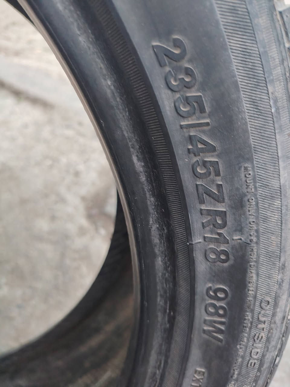 تاير • 235/45/18 • كرادة مريم