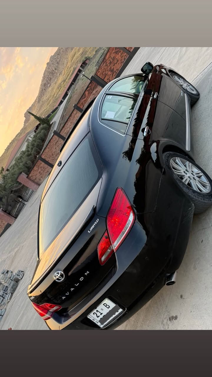 پێشەکی سلاوی خواتان لێبێت
تویۆتا ئەڤەلۆن Avalon مۆدێل 2008 خلیجی لیمیتد فول 195000هەزار ڕۆشتوە هەقیقی سەیارەکە زۆر خاوێنە نمونەیە لە جوانیە فوول مواسەفاتە ٦سیدیە بەسمەیە سڵایدە پەردەیە وەک بۆیاخش چەمەلەخو سنوقی بۆیاخە بێناو گرتن گێڕو مەکینەی بەشەرت نەکراوەتەوە سەوتی دیجیتاڵی نییە بەشەرت تەقەو ڕەقەی نییە سەیارەکە کپو خۆشە یەک دینار مەسرەفی تیانییە ڕەقەم سلێمانییە
***********
***********
📞
