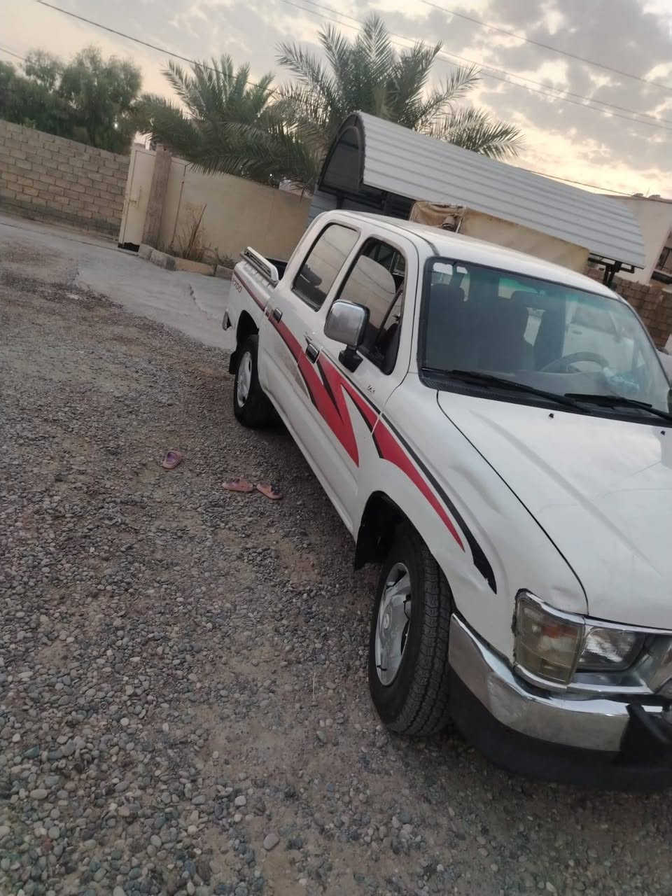 السلام عليكم ورحمة الله وبركاته مكلف بل نشر بكم موديل 2001 دبل قماره مثل ما موجود بل صوره خالي من الدعم رصعات شي قليل رقم صلاح الدين دولي التحويل ثاني يوم الصبح رقم الهاتف ***********
