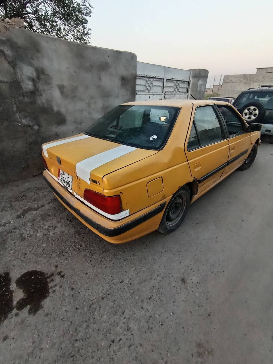 للبيع بيجو بارص موديل ٢٠١٥ مكينه وكير وحداديه خير من الله رقم بصره تحويل مباشر سنويته ٢٨ السعر ٣٠ مكان السياره بغداد ***********
