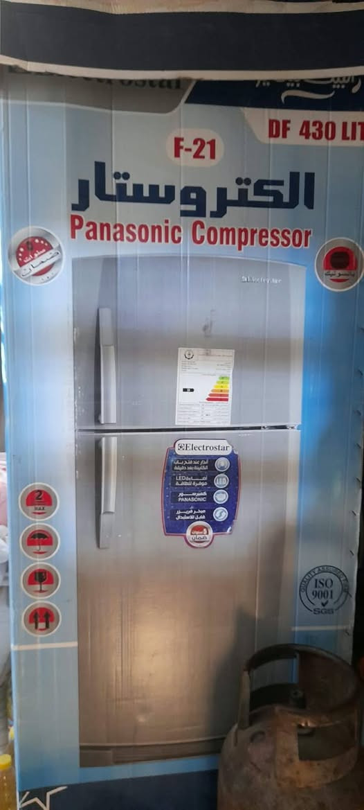 ثلاجة الكتروستار ١٨ قدم panasonic compressor   
 صناعة مصرية ضمان 5 سنوات
 لون ابيض 
بعدهي جديدة بالكارتونة 
سعرها 600
ماعندي توصيل 

متواجد واتساب مكاني بغداد 
رقم ***********
