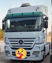 سياره لبيع 2008 بدون ظباره 07821697695