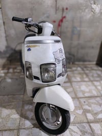 بوليس • ٢٠١٣ • مسطرة