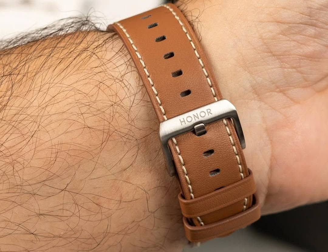 اخواني الكرام honor watch 6. حجم ٤٦ للبيع فقط الساعة جديدة جدا مامشحونه ولا مره غراضها ممستخدمه للبيع فقط سعر الجديدة ٢٣٤ الف اني رايدها ب١٧٥ قفل عنواني بصرة ***********

