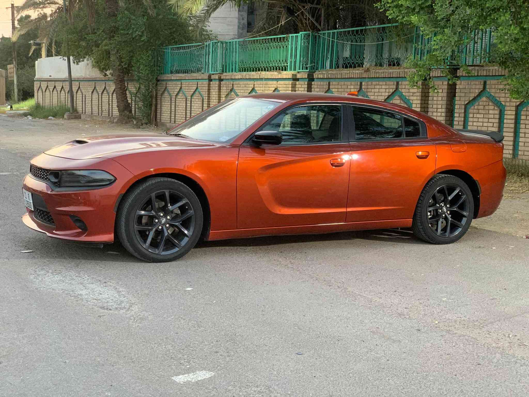 السلام عليكم حبايب
للبيع دوج تشارجر 
فئة SXT
موديل2023 اخر اصدار 
عداد المسافة 20 الف 
رقم بغداد مميز بسمي 
لون مميز مشمشي 
وارد امريكي صور الحادث مرفقه بلمنشور  جاملغ او حافه البنيد فقط اني حدثت البنيد لل GT بدون ايرباك 
بدون دواخل 
مواصفات معروفه مال sxt
شاشه جبيره 
تدفئه مقاعد 
تحكم ستيرن جهتين 
حساسات خلفيه 
كامره خلفيه دواره 
تحكم المقعد كهرباء 
والمواصفات المعروفه 
حبايب السياره جديده بمعنا الكلمه واحلا من الصور 
ومناقصه اي شي 

سعر240$ وبيه مجال جدا بسيط ولتقارنه بخواته المهجمات اذا معجبتك السياره اعبر المنشور فدوا الك او اذكرنه بكلمه طيبه

عنوان بغداد القاهره 

اتصل
***********
