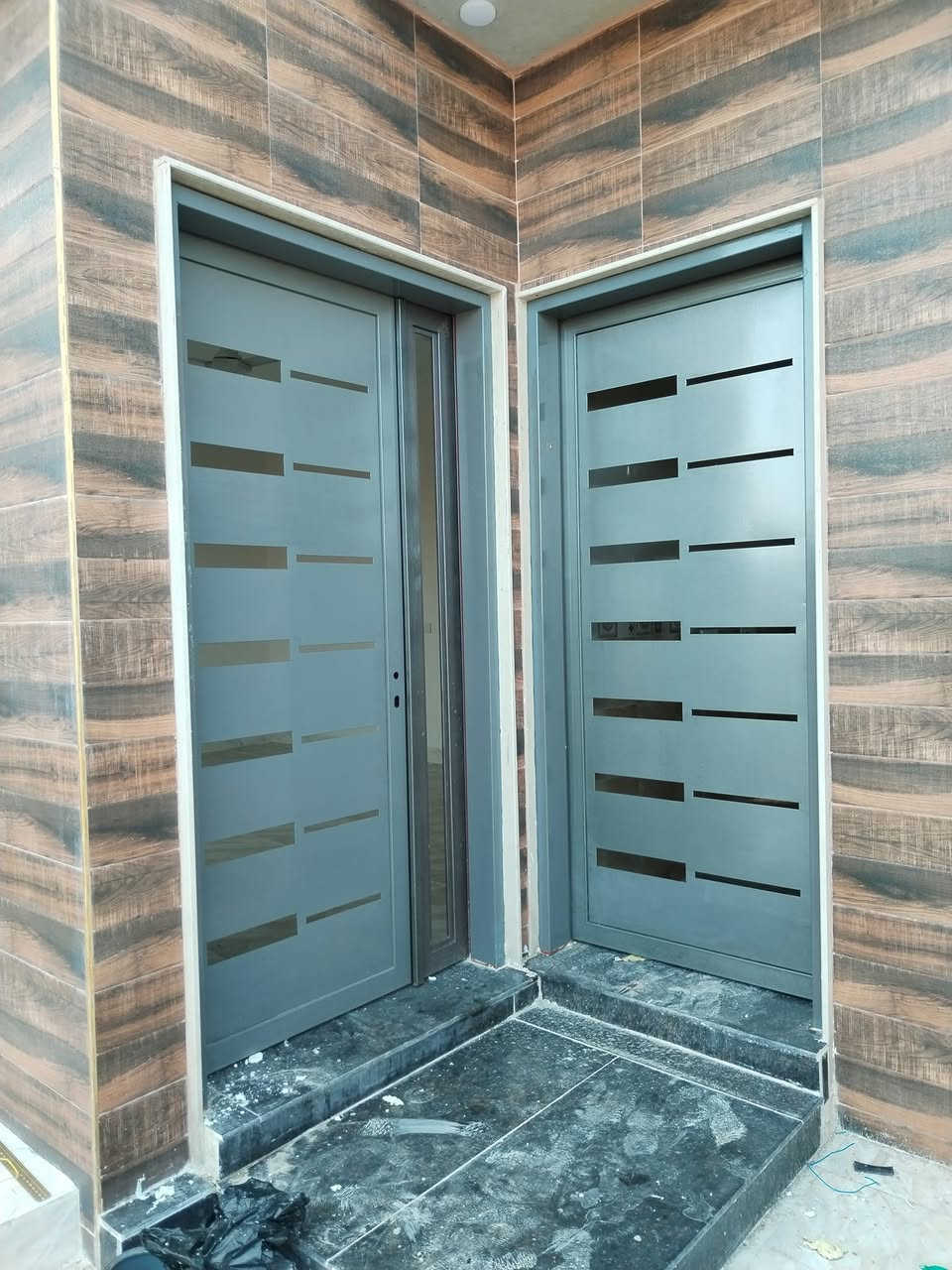لـــكــي نــجــنــي الســـمــعـة الحـــسنـة والجــودة فــي العـمل المــنجز نحن نـدع اعمالنا تتكلم

نبذه عن عمل ابواب داخلي موديل مميزه وحديثه  موديل حديث وعصري غير مطروق

وكافه الاعمال الحديديه والبلاستك الحديثه
ابواب خارجه وداخليه مميزه
شبابيك حمايات
مضلات حديثه
محجرات كرفانات
كرفانات سندويج بنل نوعيه ممتازه

كل ما يخص الحديد
ولدينا بلاستك ابواب وشبابيك جميع الالوان واسعار مناسبه جدأ

للطلب والاستفسار على صفحتنا 
يرجى مراسلتنا على الخاص
اوالاتصال📞☎️
***********
*********** 

موصل صناعه الكرامه جانب الايسر
