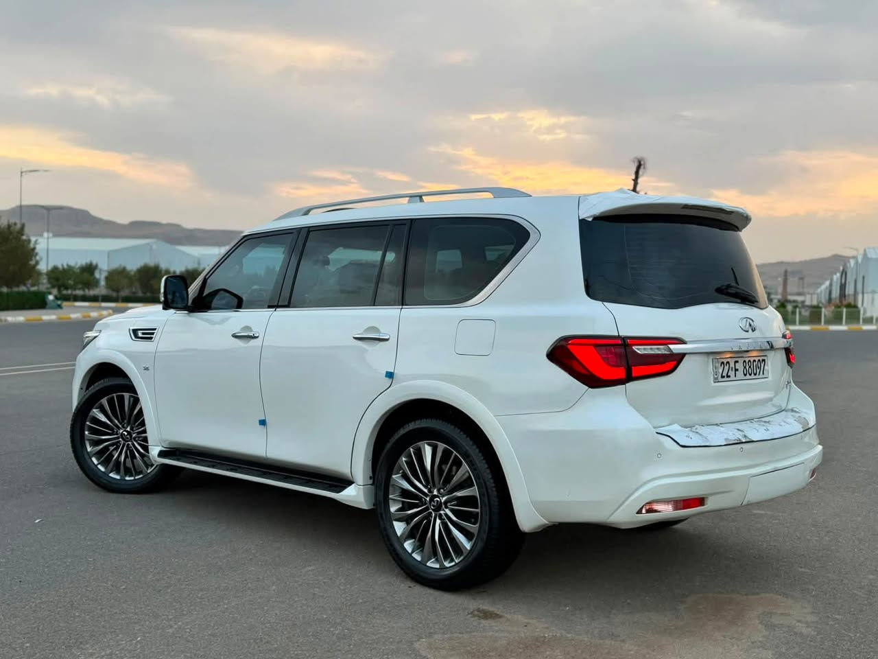 أنفنيتي QX80 • ٢٠١٩ • ماشيه ١١٥ الف