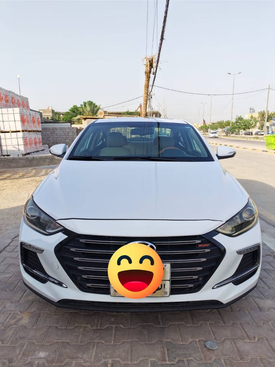 السلام عليكم ورحمة الله وبركاته
النتره مديل 19 خليجي سوبر 

فول واحد على واحد 

رقم أربيل 

بصمه

فتحه 

حساسات

مكينه 2000 دوش 

ويل كروم 

جاهزه من كل نواحي 

ماشيه 166

بيها فقط 

ربع جاملغ خلفي جوه قبق بانزين صبغ 

والباقي باردات حسب النظره 

الباردات 

بالجنطه  

مكانها النجف الحيره 

السعر 137

الرقم للتواصل ***********

نص مكتوب في الصور:
- ELANTRA