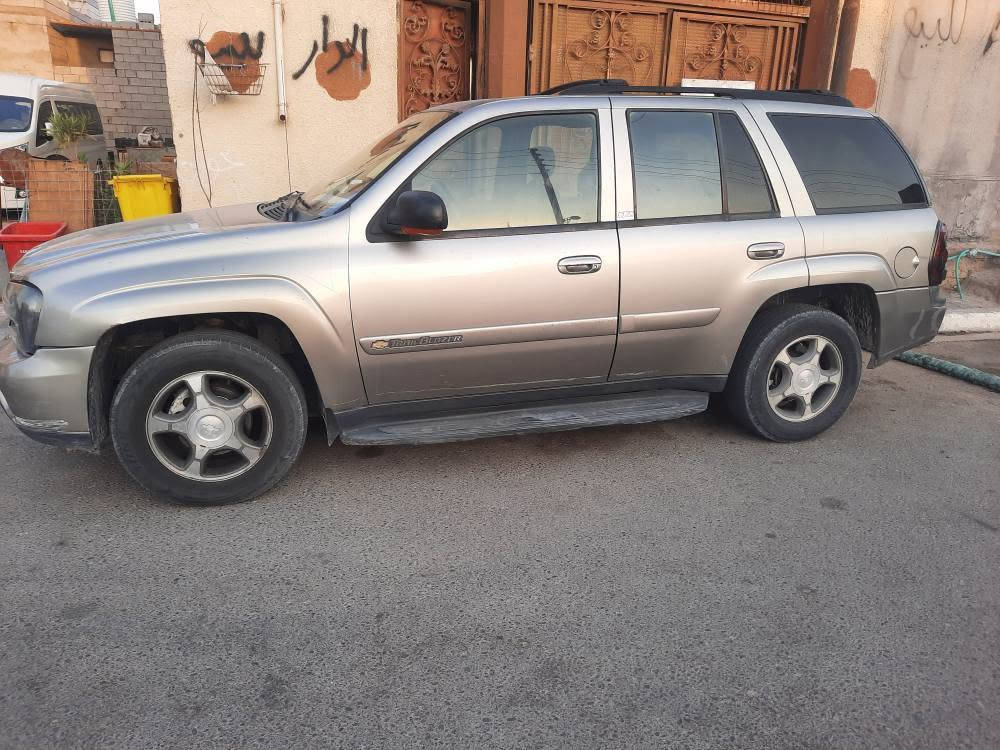 سلام عليكم  بلايزر ٢٠٠٢ للبيع او مروس  سيارة جاهزة تبريد مكينة كير حدادية سيارة حلوة سعرها ٨٠ بي مجال  اومروس اروس بصرة قبلة *********** البصرة, العراق

