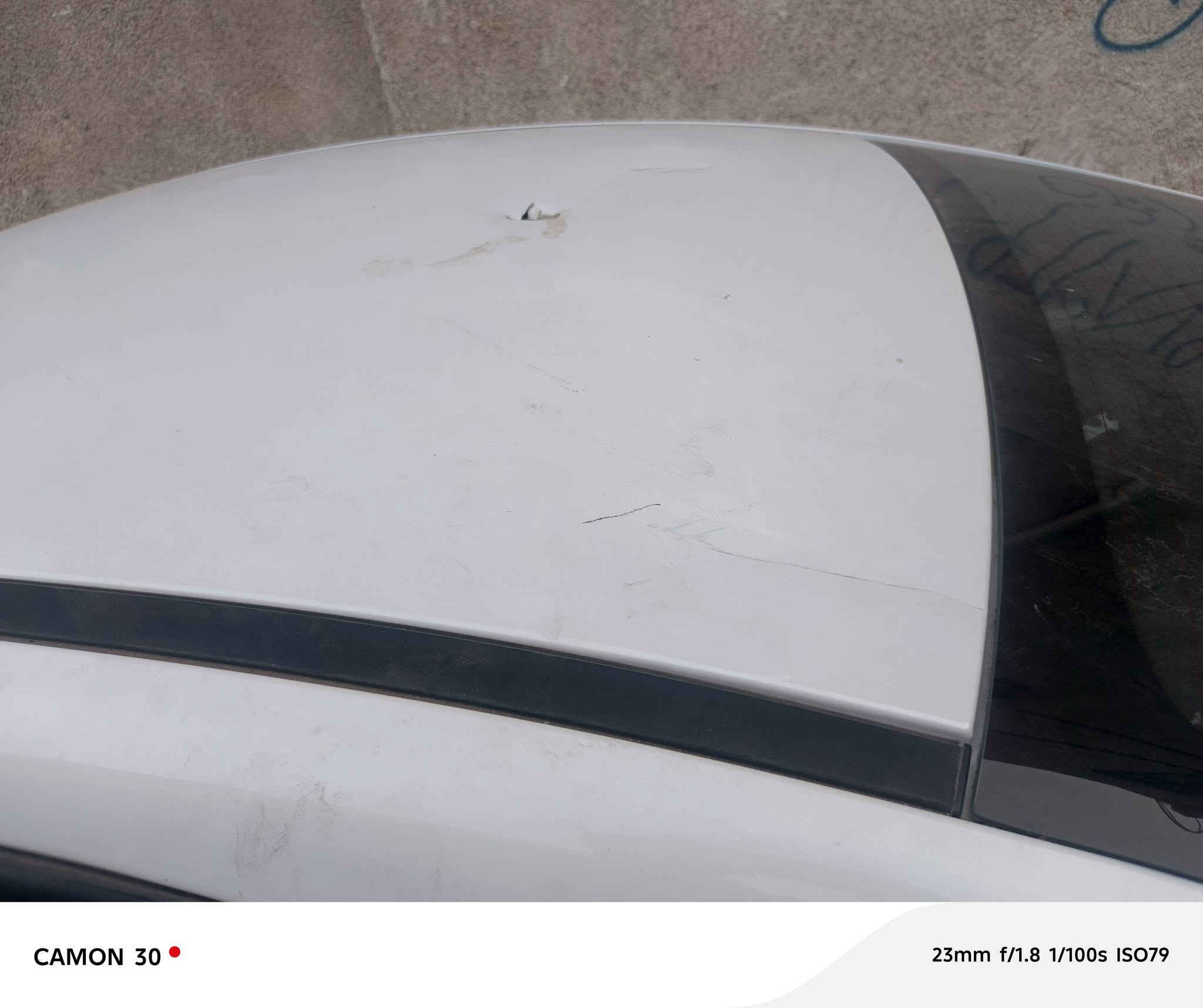 سيل فايف25للبيع رقم بغداد  ماشيه 4000 الكلي على حادثه السيارة طافيه سعر11و800 بيه مجال ***********
