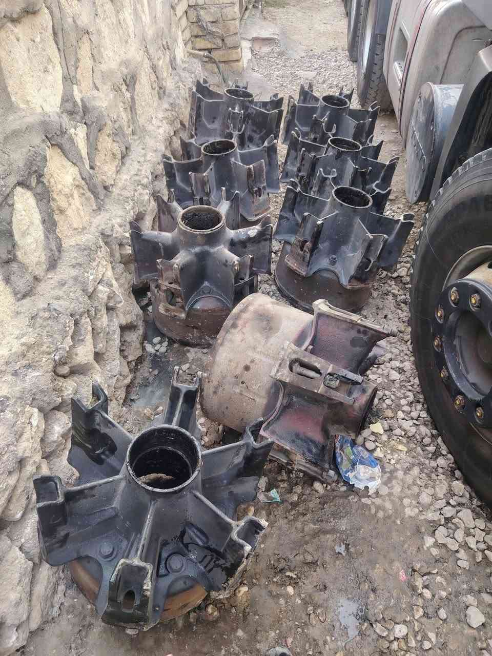 البيع براميخ 16 عدد 8 اوياله عدد 16 طوق عدد 8 ستداد ولقمهن كامالت البيع ***********

