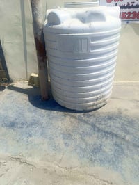 تانكي البيع  بي زرف بصيط  سعر 25 الف مستعجل على بيعه 07715230165