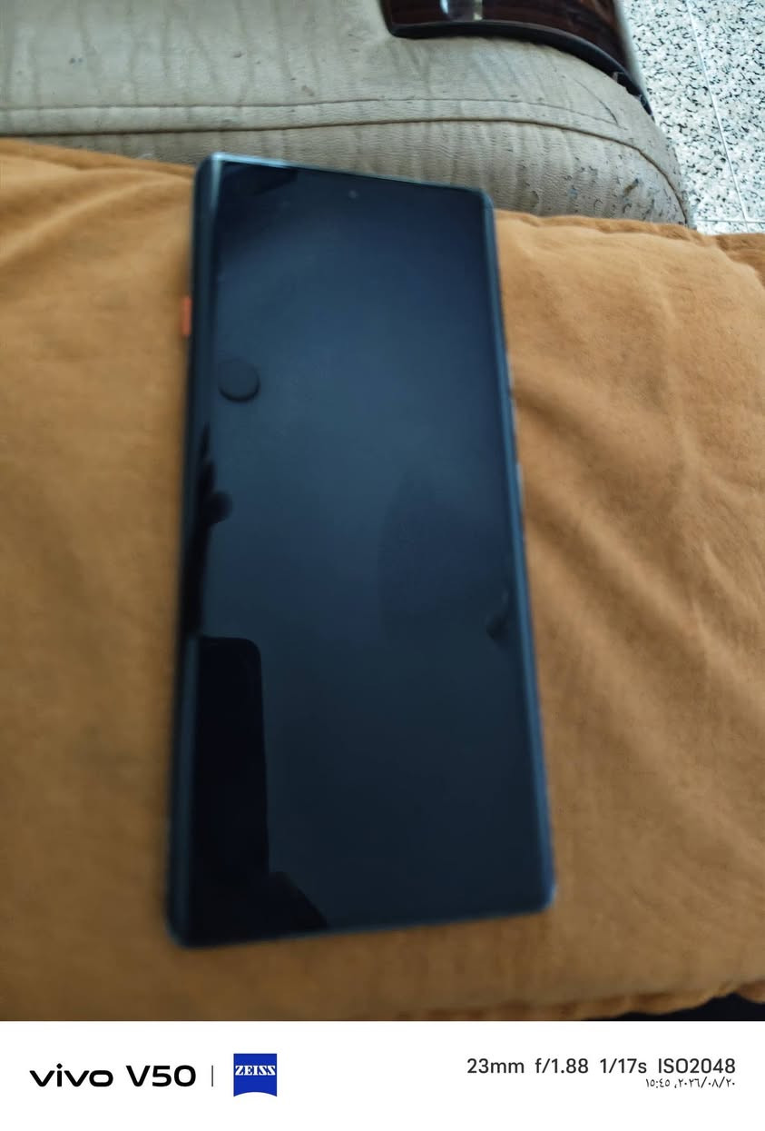 TECNO CAMON 40 Pro 5Gبي فطر بسيط بل شاشه من الأعلى
شاشة ١٤٤ هيرتز 
معالج ٧٢٠٠
ببجي120 فريم
مدعوم بالذكاء الاصطناعي 
سعر 300 
عنوان حله شارع الحسينيه
رقم ***********
