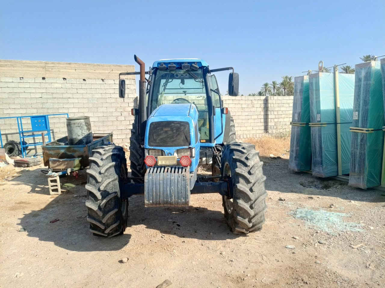 السلام عليكم مكينه لانديني موديل 2010 حجم 145 جاهزة للعمل الجاملغات الاماميه موجودة الاتصال على الرقم ***********
