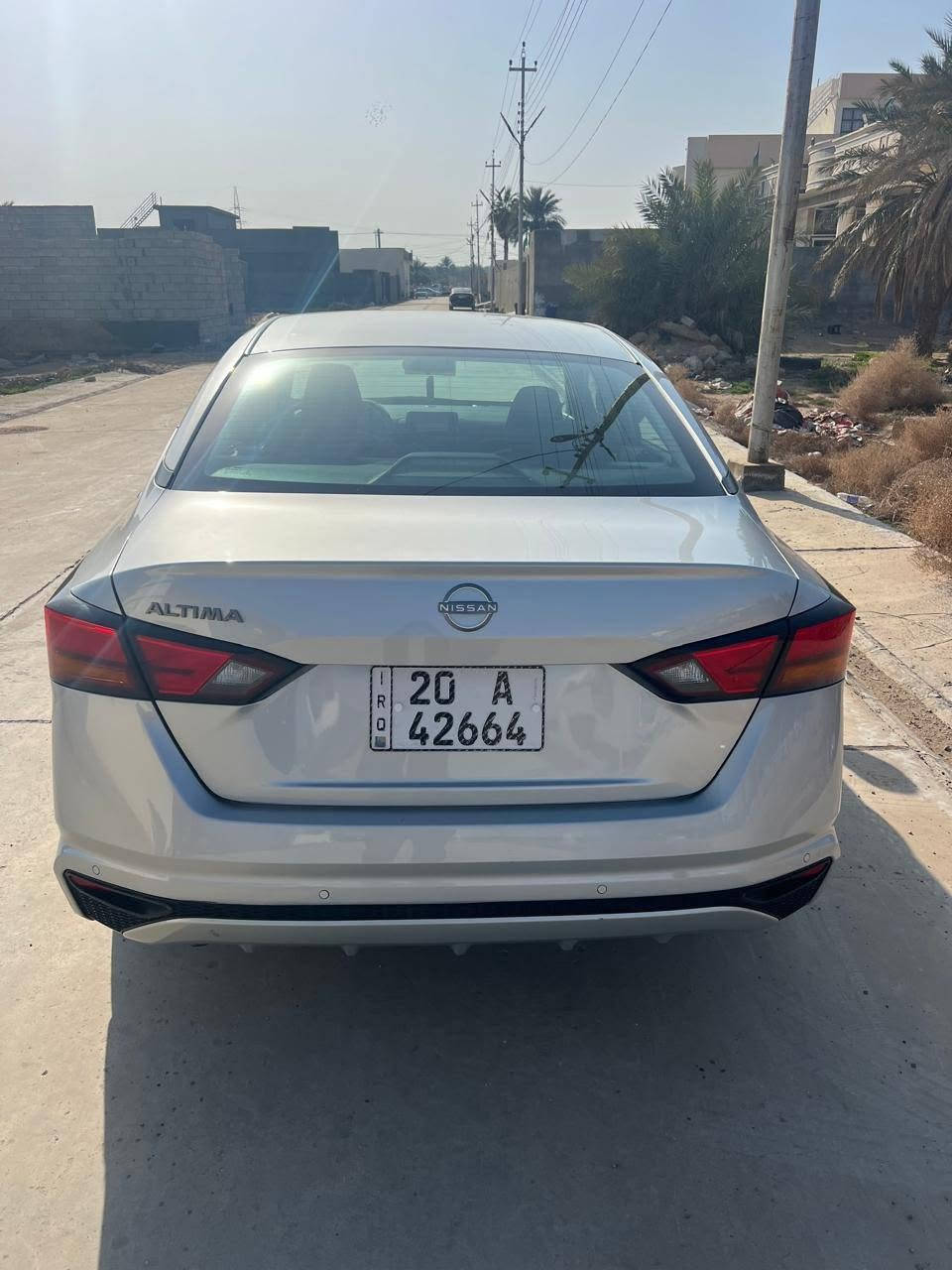 للبيع: نيسان ألتيما 2024 🚗
​ فئة S (الستاندر). 
​أهم المواصفات:
​المحرك: 2.5 لتر، 4 سلندر (أداء قوي واقتصاد مثالي بالوقود).
​الموديل: 2024. 
​ناقل الحركة: Xtronic CVT 
​التقنيات: تشغيل بصمة، شاشة معلومات متطورة، بلوتوث، ومنفذ USB/Type-C.
​الأمان: نظام التحذير من التصادم الأمامي، مكابح طوارئ آلي، ونظام مراقبة ضغط الإطارات.
​الإضافات: مثبت سرعة (Cruise Control)، تحكم كامل من المقود، إضاءة LED نهارية.
​  (ماشية 58.000).
السيارة وراد أمريكي وضررها جامرلغ الامامي من جهة السايق. 
​📍 المكان: (ديالى)
السعر. ( 162) بيها مجال بسيط
للاستفسار التواصل. ***********
