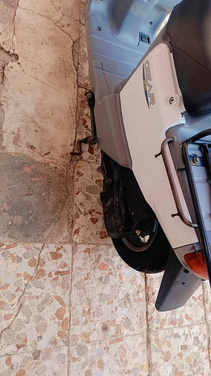السلام عليكم بيكم سلف وهندر شلعه مشي دراجه نضافه اذ مو فول لا تشتري شرط ابيعلك ع فحص دراجه رمبه اوراق كامله كيلو متر عداد كلها شغاله استان صفح كهربائي كهربائيات كامله سعر ٥٥٠ وبيها مجال قليل جدا *********** مكاني بغداد الحبيبيه قرب مطعم وليد ابو الكص

