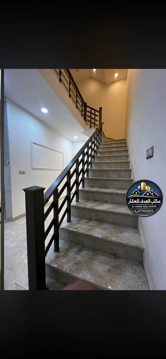 🏡 دار للبيع – حي البنوك / شارع باريس 📏المساحة: 90 متر
📏 الواجهة:6.40

📏 النزال: 14 متر

🛣 الشارع: عريض 15 متر

🛏 عدد الغرف: 3غرف نوم سويت

🏗 البناء: فول حديث

    واجهه وأرضيه مرمر

📍 الموقع: مميز جداً – حي البنوك / شارع باريس

📞 للاستفسار والمعاينة:

مراجعة مكتب الهدف للعقار

📍 حي البنوك – شارع الكنيسة – بأتجاه جسر البنوك مجاور مكوى ريحانه

  ************
