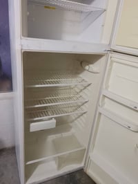 ثلاجة • سعة ١٦
