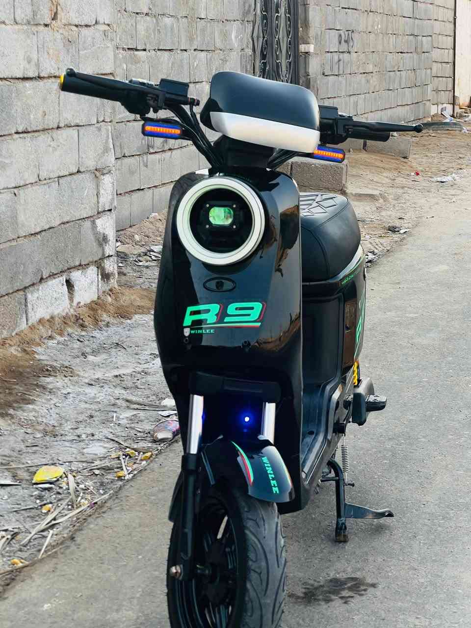 R9 • موديل ٢٠٢٦ • ٥ بطاريات