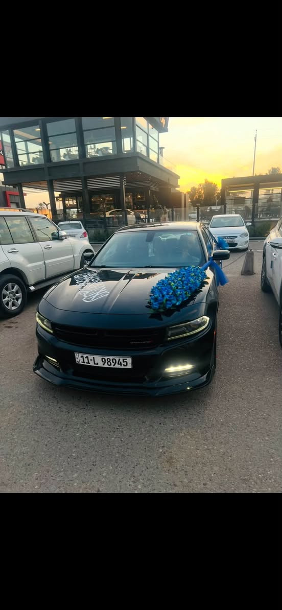 السلام عليكم للبيع 
جارجر SXT  2019
مواصفات الsxt معروفه 
السياره كيلن تايتل بدون حادث ولا غرق 
استخدام شخصي  مال بيت 
السياره جديده بمعنى الكلمه 
رقم بغداد الجديد باسمي تحويل مباشر 
مكاني بغداد الغزالية 
للاستفسار 
***********
