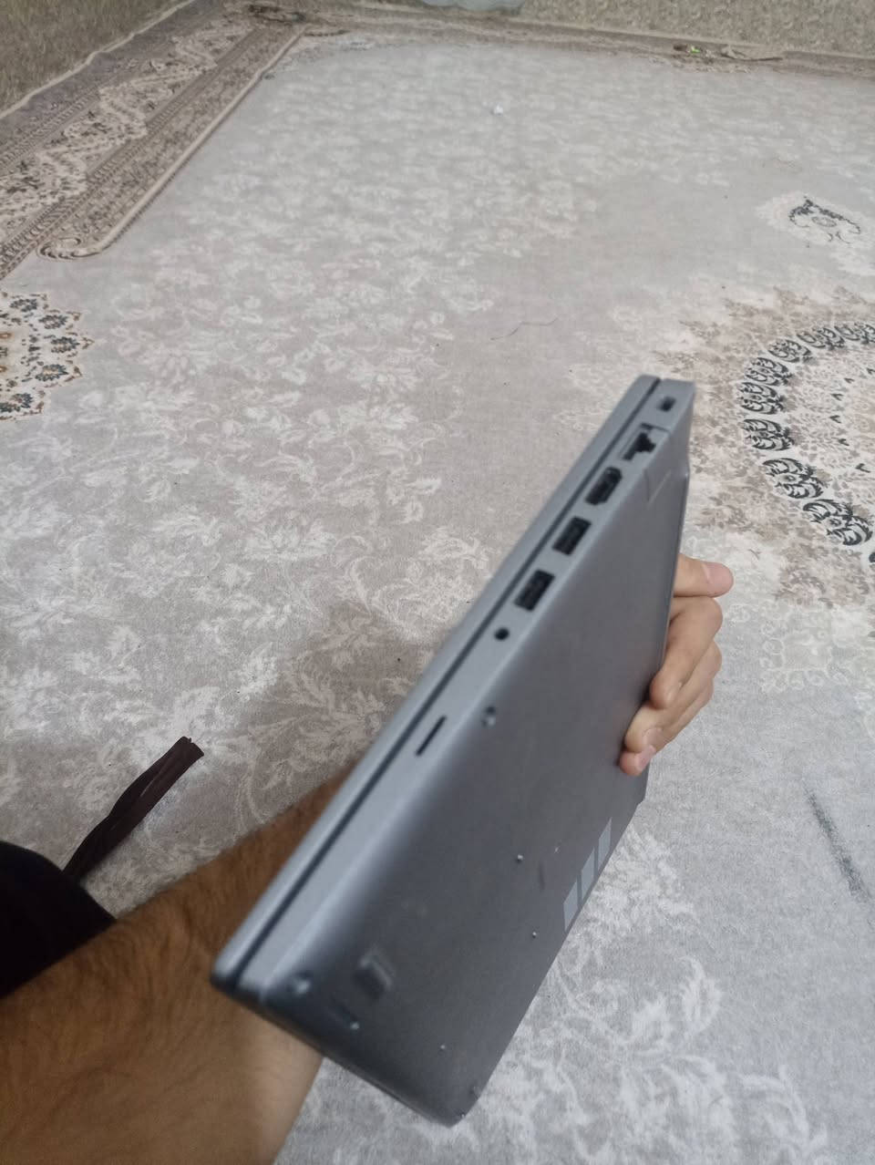 لابتوب دلل 5420
معالج i5 جيل 11

رام8 gb قابل للزيادة 
ذاكرة m.2 NVME 256 جيل 4 من سامسونك يعني من افضل الذاكرات 
بطارية ضخمة وصحتهة93 بلمية
ويا جنطه وشاحنة الاصلية 
السعر 350الف 
ممتاز للدراسة والعمل 
للتواصل ***********

نص مكتوب في الصور:
- DirectX Diagnostic Tool
- System Display Sound Input
- This tool reports detailed information about the DirectX components and drivers installed on your system.
- If you know what area is causing the problem, click the appropriate tab above. Otherwise, you can use the "Next Page" button below to visit each page in sequence.
- System Information
- Current Date/Time: Thursday, September 17, 2026, 12:55:48 AM
- Computer Name: DESKTOP-IEIL9G1
- Operating System: Windows 11 Pro 64-bit (10.0, Build 26200)
- Language: English (Regional Setting: English)
- System Manufacturer: Dell Inc.
- System Model: Latitude 5420
- BIOS: 1.56.0
- Processor: 11th Gen Intel(R) Core(TM) i5-1145G7 @ 2.60GHz (8 CPUs), ~1.5GHz
- Memory: 8192MB RAM
- Page file: 7003MB used, 8249MB available
- DirectX Version: DirectX 12
- Check for WHQL digital signatures
- DxDiag 10.00.26100.9278 64-bit Unicode Copyright © Microsoft. All rights reserved.
- Help
- Next Page
- Save All Information...
- Exit